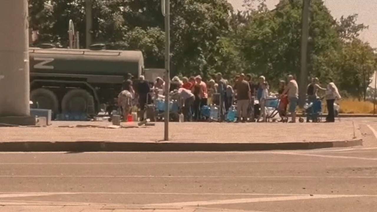 У Маріуполі погіршується гуманітарна ситуація/Фото: скрін відео Ситуація катастрофічна: у Маріуполі доступ до води мають 3% населення