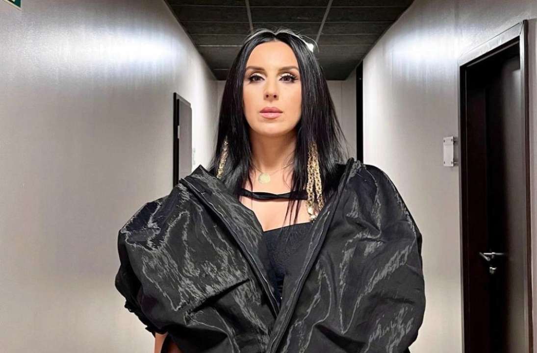 "Каждый билет - это донат": Джамала выступила с благотворительным концертом в столице Украины/Фото: Instagram Впервые с начала войны: Джамала устроила благотворительный концерт в Украине