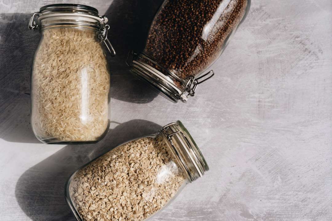 Як вберегти продукти від харчової молі/Фото: alleksana/Pexels Як захистити продукти від харчової молі: дієвий народний засіб