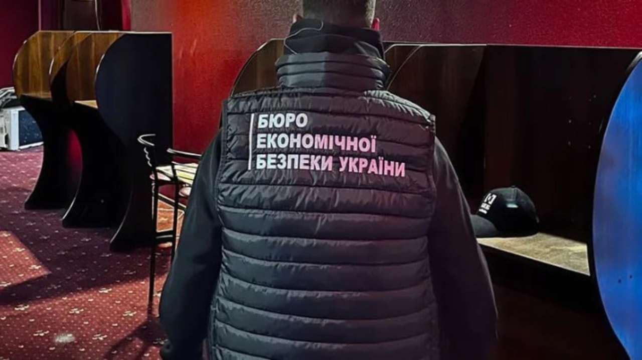 ФОТО: БЕБ У КРАІЛ пройшли обшуки. Стала відома причина: можливі зв'язки з Росією
