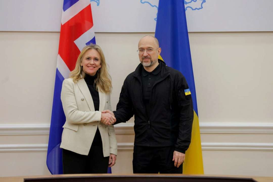 Шмигаль та глава МЗС Ісландії обговорили посилення санкцій проти рф і боротьбу з її тіньовим флотом