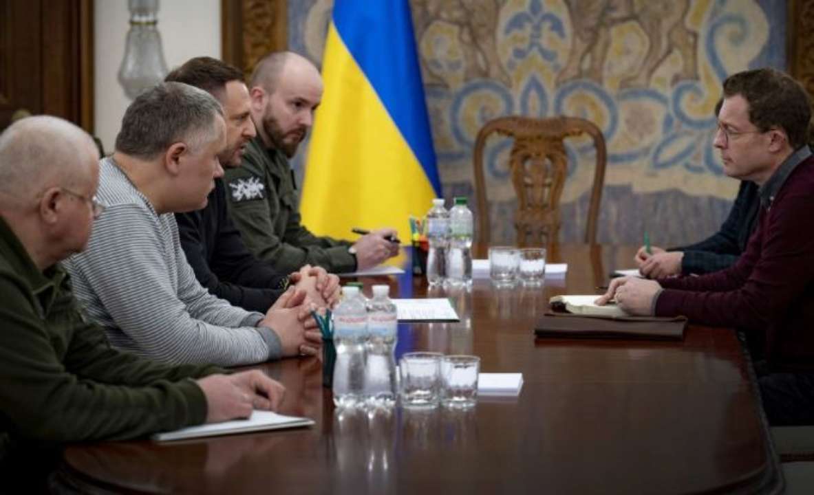 Ермак провел встречу с помощником Генерального секретаря НАТО Дэвидом Кеттлером