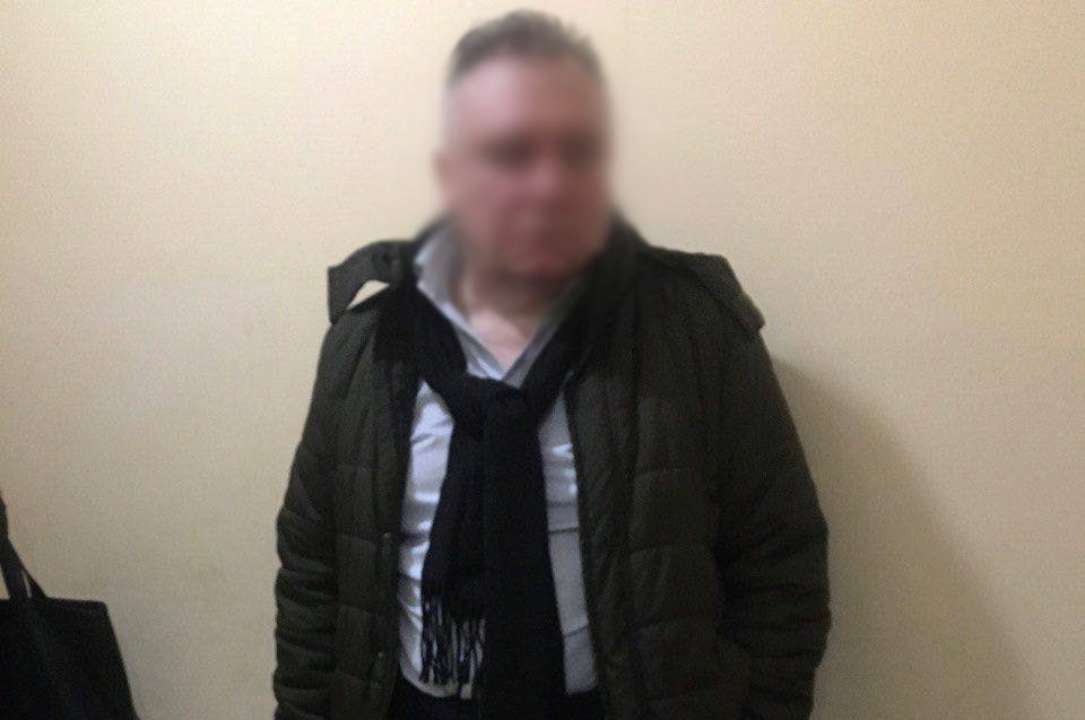 Развращал и насиловал несовершеннолетнюю: педофилу с Киевской области грозит пожизненное заключение