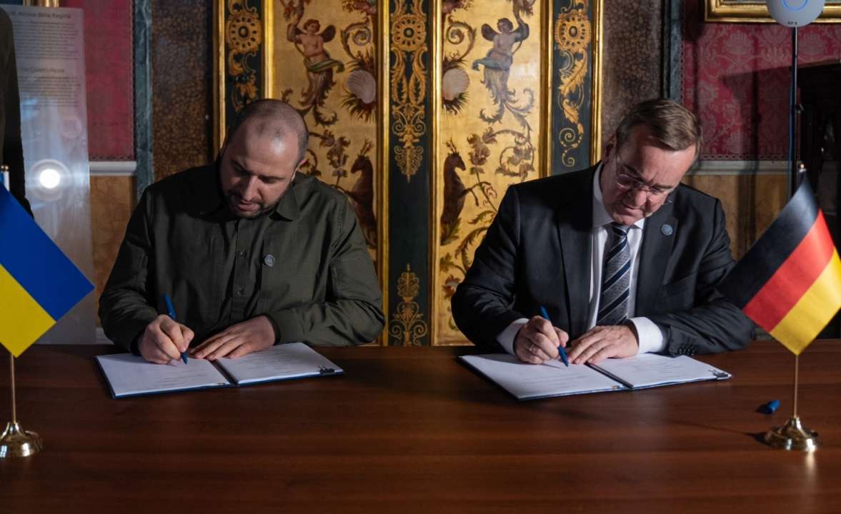 рустем умєров