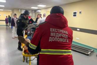 В Никополе шестеро раненых из-за вражеской атаки дроном-камикадзе В Никополе шестеро раненых из-за вражеской атаки дроном-камикадзе