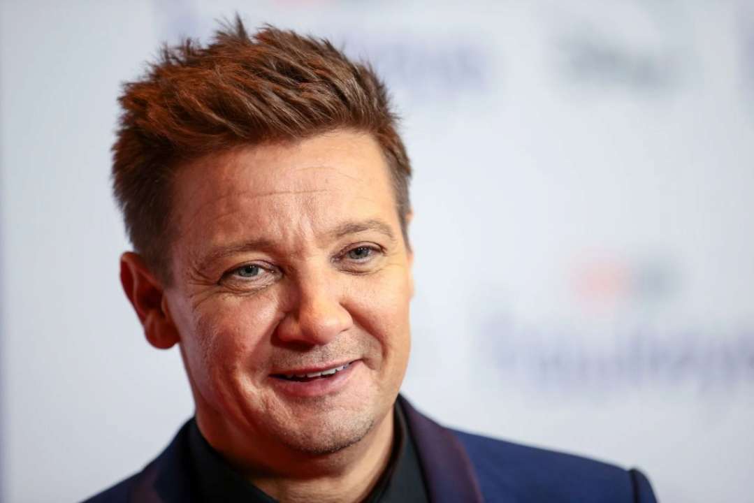 Джеремі Реннер потрапив під ратрак, намагаючись врятувати племінника/Фото: Getty Images Джеремі Реннер потрапив під ратрак, намагаючись врятувати племінника/Фото: Getty Images