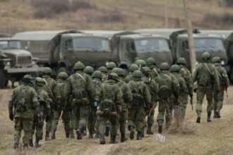 До Лисичанська звозять окупантів / Фото: Sean Gallup/Getty Images