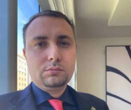 Украинцы создали мемы о Кирилле Буданове Буданов в костюме