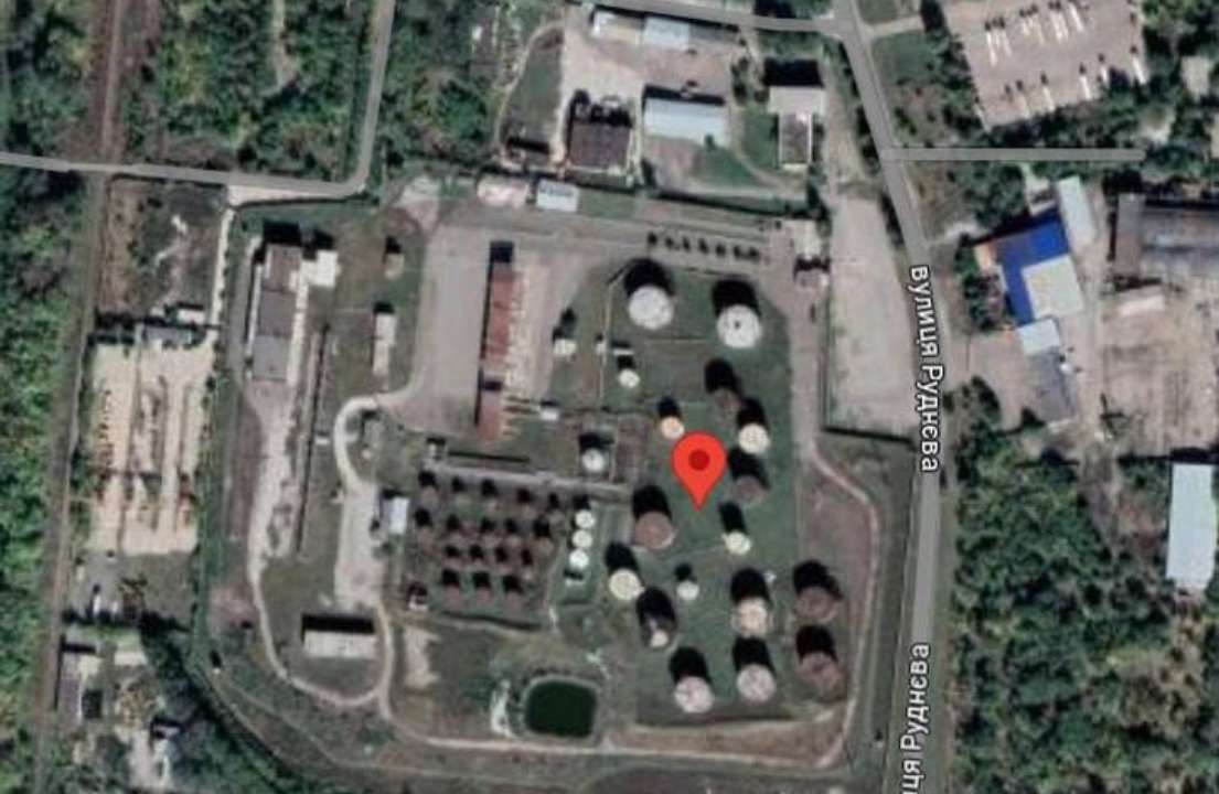 Сили оборони завдали успішного вогневого удару по нафтобазі у тимчасово окупованому Луганську/Фото: СтратКом ЗСУ СтратКом ЗСУ підтвердив ураження нафтобази у т. о. Луганську