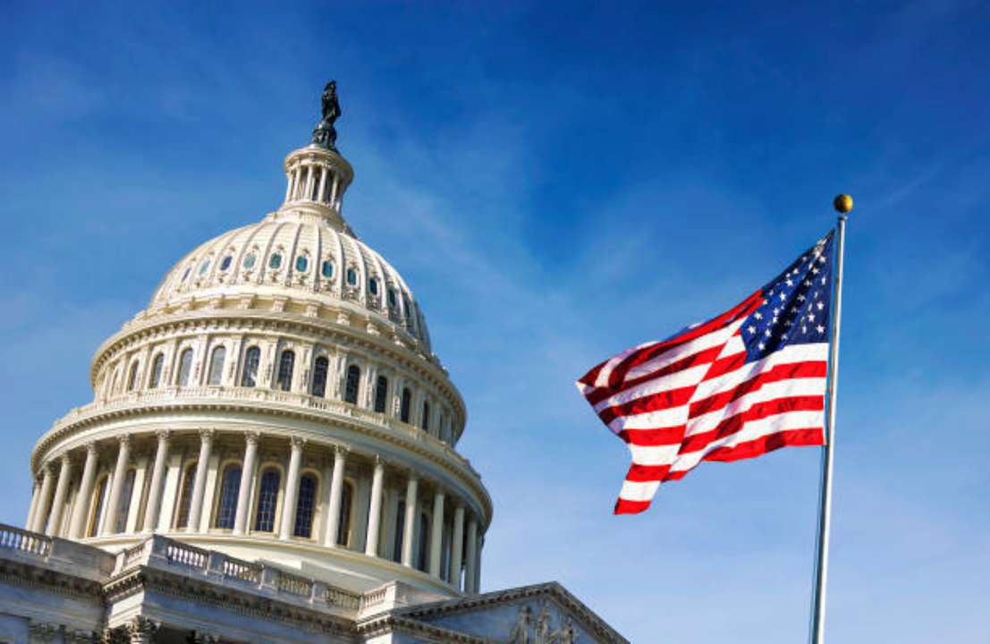 Напередодні праймеріз у США Трамп зайняв лідерську позицію серед республіканців