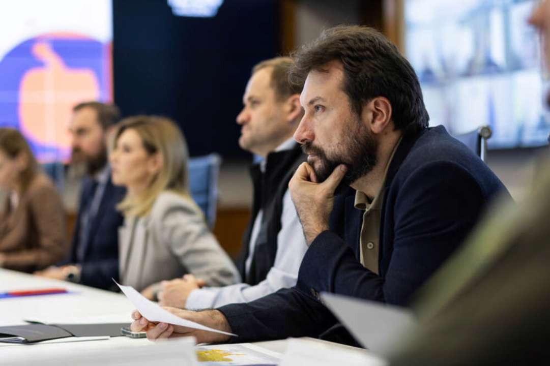 У 8-9 класах шкіл можуть з'явиться кар'єрні радники - Міносвіти У 8-9 класах шкіл можуть з'явиться кар'єрні радники - Міносвіти