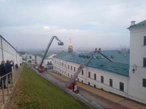 Загорілася Києво-Печерська лавра / Фото: ГОЧС Загорілася Києво-Печерська лавра / Фото: ГОЧС