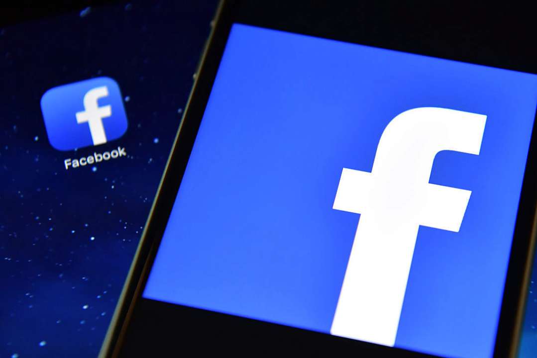 Facebook та Instagram блокують хештеги #Bucha та #BuchaMassacre/Фото: Getty Images Facebook