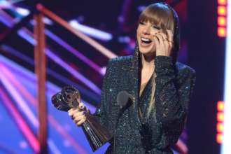 Хто здобув нагороди на iHeartRadio Music Awards-2024 / Фото: Monica Schipper/Getty Images Тейлор Свіфт vs інші зірки: хто здобув нагороди на iHeartRadio Music Awards-2024