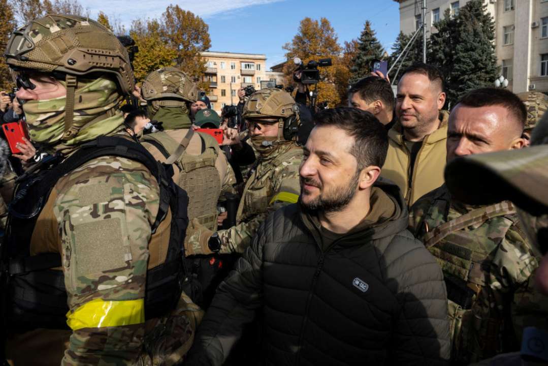 TIME назвал человеком года Зеленского и "дух Украины"/Фото: Getty Images TIME назвал человеком года Зеленского и "дух Украины"/Фото: Getty Images