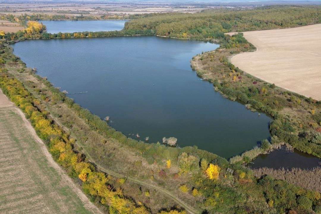 Прокуратура возвращает общине более 70 участков водного фонда в рекреационной зоне Закарпатья Прокуратура возвращает общине более 70 участков водного фонда в рекреационной зоне Закарпатья