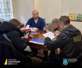 НАБУ и САП разоблачило предпринимателя, который хотел подкупить руководство Минвосстановления Взятка квартирами: НАБУ поймало бизнесмена, который хотел подкупить руководство Минвосстановления