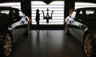 Фото: Getty Images/China Photos Власть Папуа - Новой Гвинеи продает десятки Maserati со скидкой. В стране нет дорог для этих авто