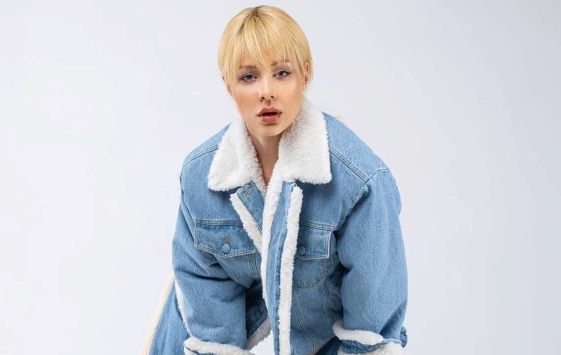 Тина Кароль представила неизданный клип, снятый 10 лет назад