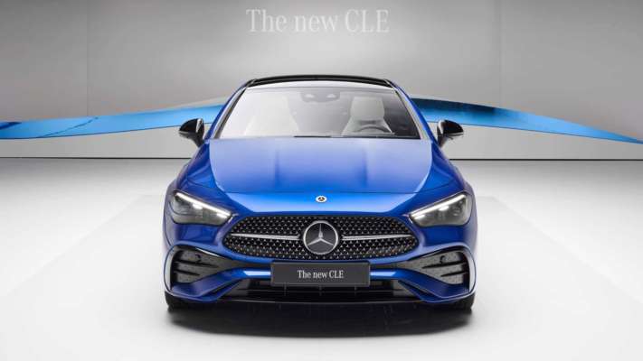 Фото: Mercedes Мощный немецкий красавец: Mercedes представила новый CLE Coupe