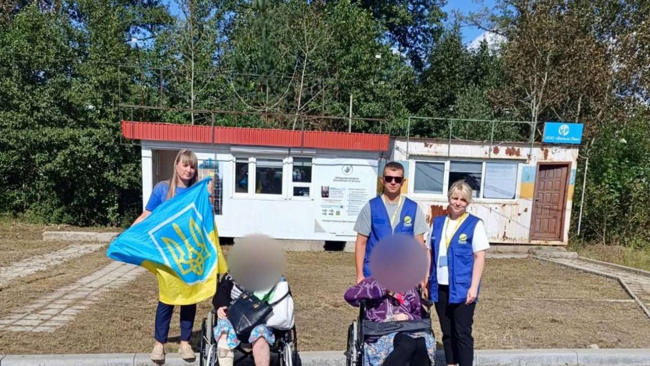 Двоє українців повернулись з окупації