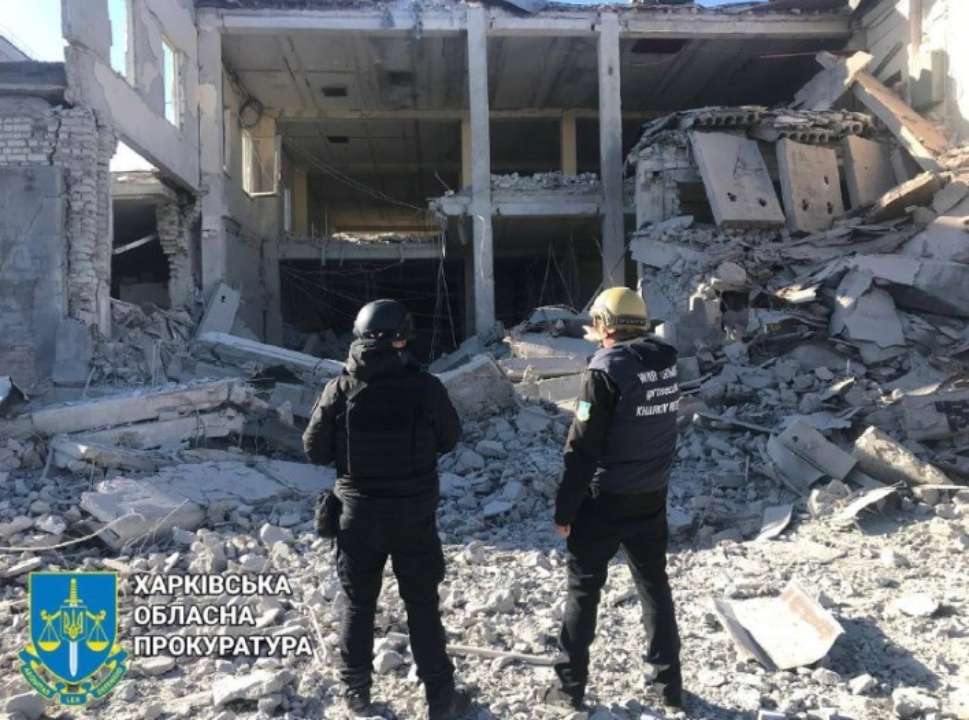 росіяни завдали удару по Куп'янську поблизу місцевого ринку