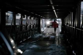 "Укрзалізницею" можно перевезти авто/Фото: news.finance "Укрзалізницею" можно перевезти авто: какая процедура и сколько это стоит