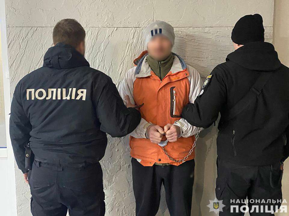 В Черниговской области задержаны злоумышленники, которые травили людей с инвалидностью ради квартир