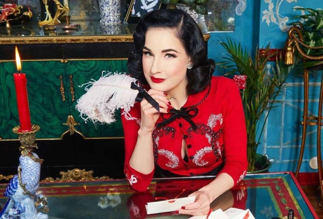 Фото: Instagram/ditavonteese Фотомодель Діта фон Тіз викликала фурор відвертим знімком
