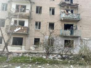 Окупанти обстріляли Слов'янськ/ Фото: Facebook Будинок