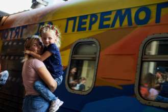 Фото: Укрзалізниця/Facebook В Украине запустили "Поезд к победе", вагоны которого посвящены временно оккупированным территориям