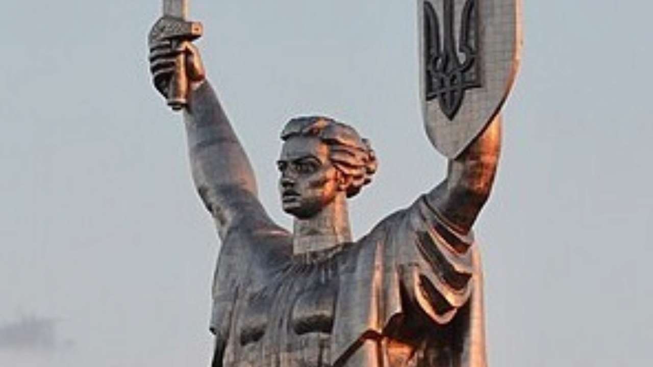 Подъем на смотровую площадку на щите "Родины-мать" планируют возобновить с 21 октября /Фото: wikipedia Подъем на смотровую площадку на щите "Родины-мать" планируют возобновить с 21 октября