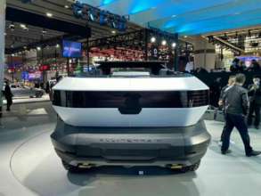Фото: Carscoops Tesla Cybertruck по-китайськи: компанія IAT представила вражаючий електропікап