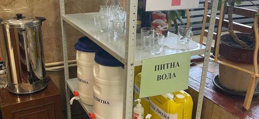 Фото: КГВА В КГВА показали Пункт Несокрушимости, где приютят жителей многоэтажки в Днепровском районе