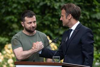 Франция наращивает экономическую поддержку Украины/Фото: Getty Images Франция наращивает экономическую поддержку Украины: наше государство получит грант на 200 млн евро