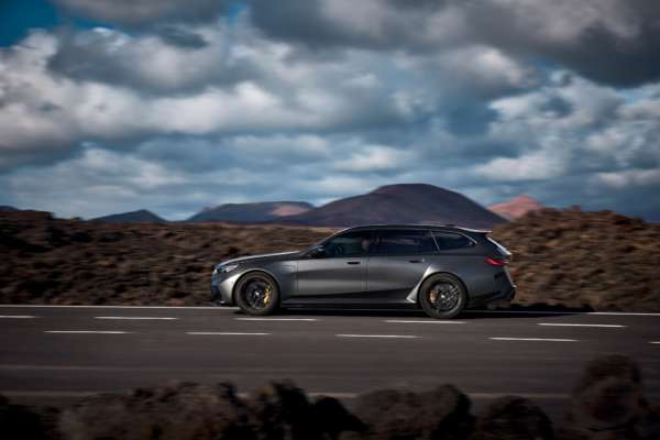 Фото: BMW Представлен BMW M5 Touring: новый король универсалов получил 727 гибридных лошадок