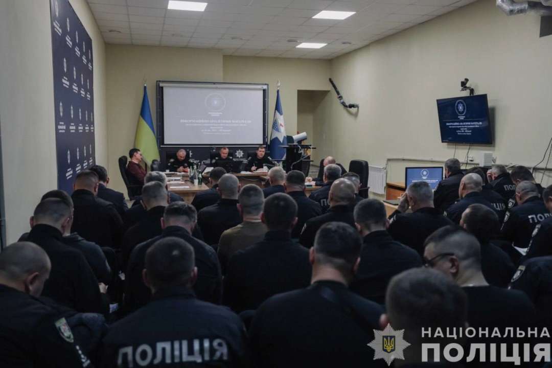 В течение 10 месяцев текущего года оперативники изъяли 4247 единиц огнестрельного оружия, обнаружили 137 оружейных схронов, разоблачили 903 факта сбыта нелегального оружия