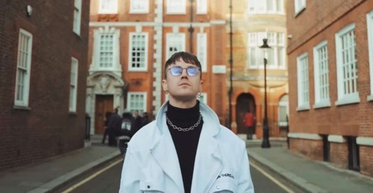 Пивоваров напугал фанатов своим поведением на концерте/Фото: Instagram Пивоваров напугал фанатов своим поведением на концерте/Фото: Instagram