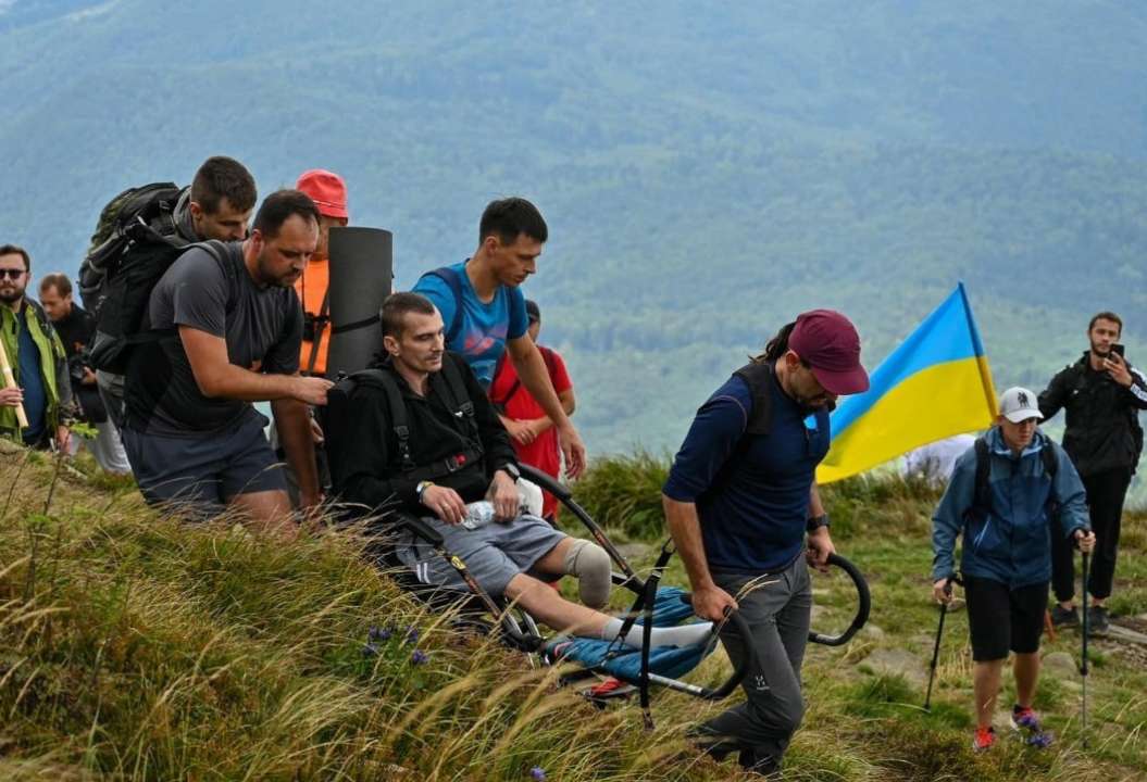 Воїни та ветерани можуть взяти участь у поході в гори від ЛОВА