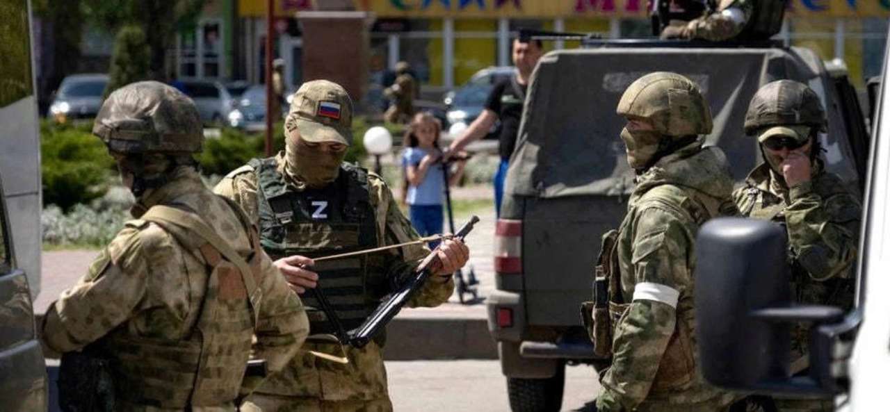 россияне завозят гастролеров из россии на ВОТ/Фото: ukrainianworldcongress россияне завозят гастролеров из россии и меняют генофонд нации на ВОТ