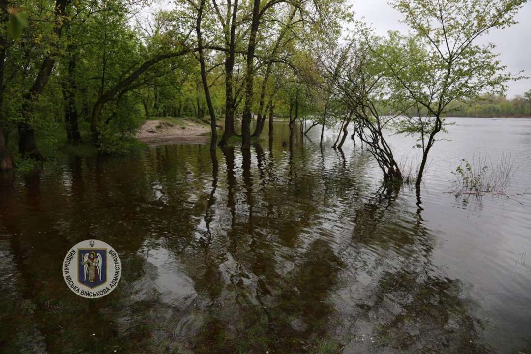 В Киеве уровень воды в Днепре за сутки поднялся на 46 сантиметров