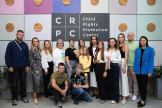 Еліна Світоліна зустрілася з дітьми / Фото: Омбудсман Лубінець Дмитро Еліна Світоліна об’єднала своїх маленьких шанувальників: зустріч з дітьми, повернутими з полону