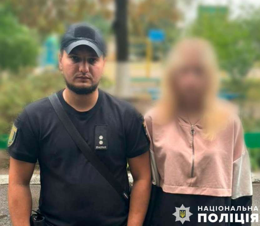 Девушки-подростки из Полтавской области поджигали военные автомобили/Фото: Нацполиция
