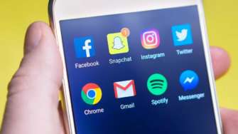 Google та Facebook були оштрафовані на 210 мільйонів євро/Фото: Реxels Google та Facebook були оштрафовані на 210 мільйонів євро