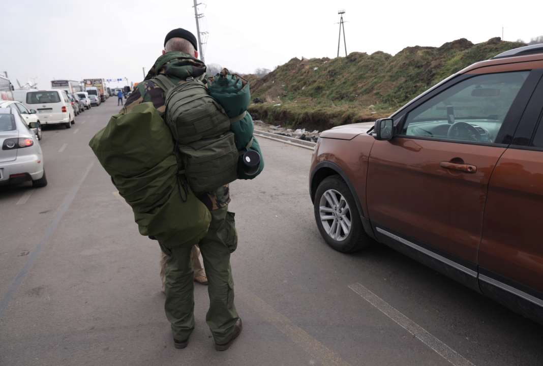 Военный