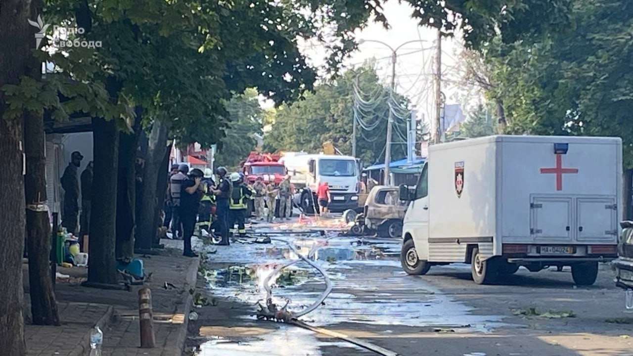 Окупанти обстріляли цивільний об'єкт у Костянтинівці: загинуло 16 осіб. Відео