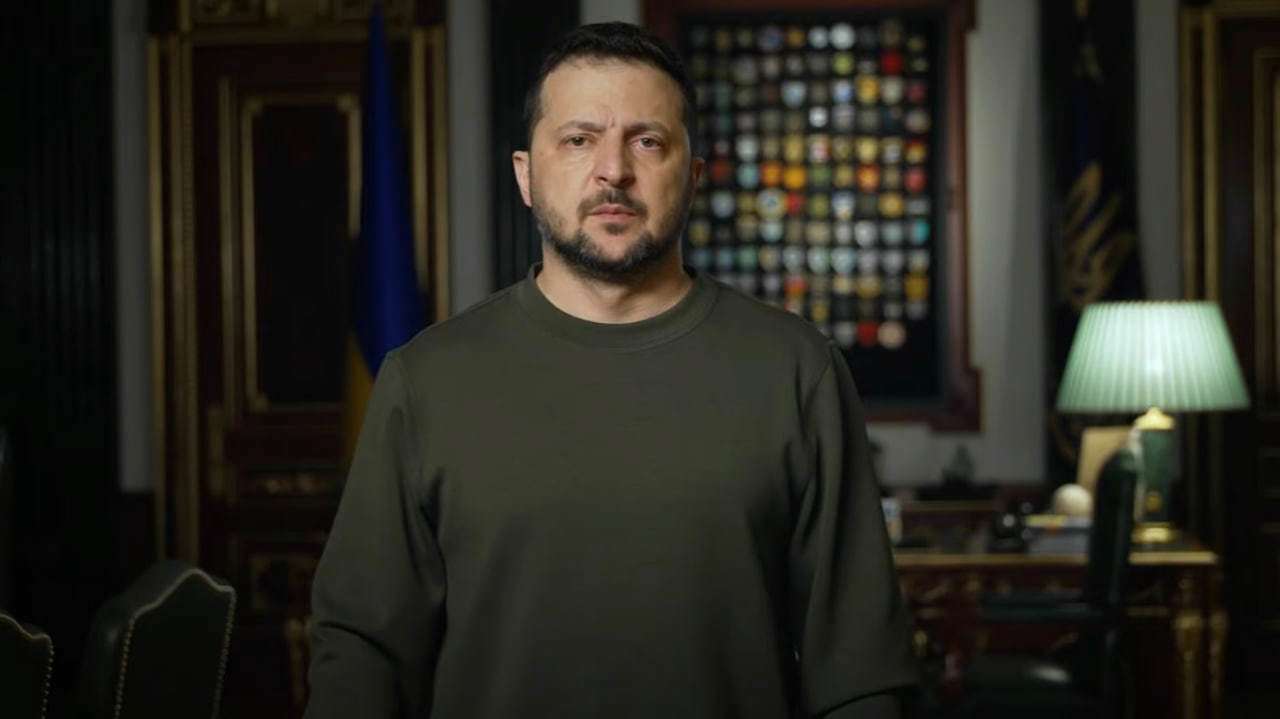 Засідання Ставки, нарощування ВПК та удар по Херсону: головне з вечірнього звернення Зеленського