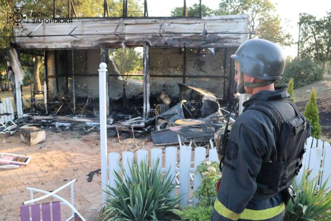 Внаслідок удару по дитячому кафе на Запоріжжі загинула дитина