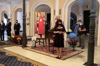 Фото: ТСН Похорон Григорія Чапкіса: зворушливі фото церемонії прощання з маестро