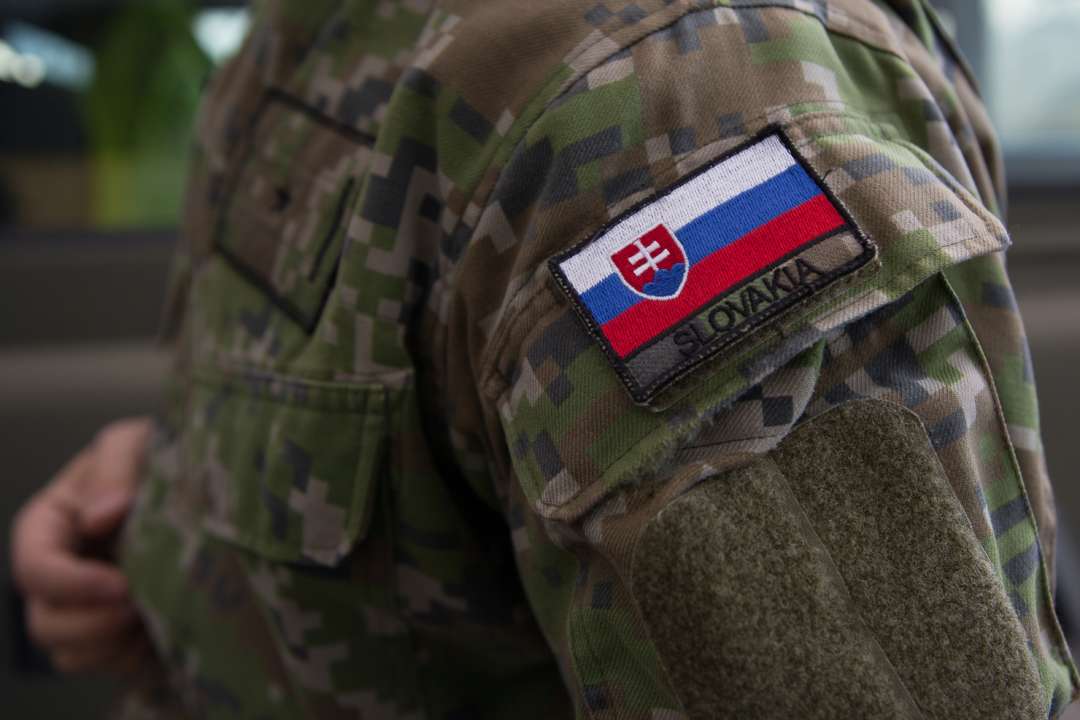 Військовий